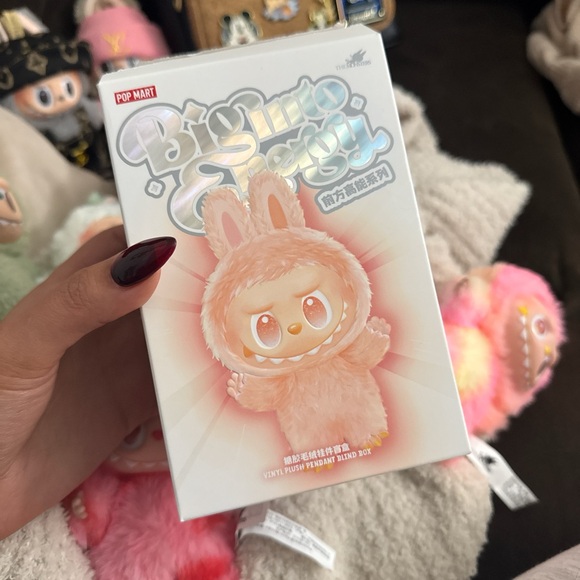 pop mart Other - Big Into Energy Labubu